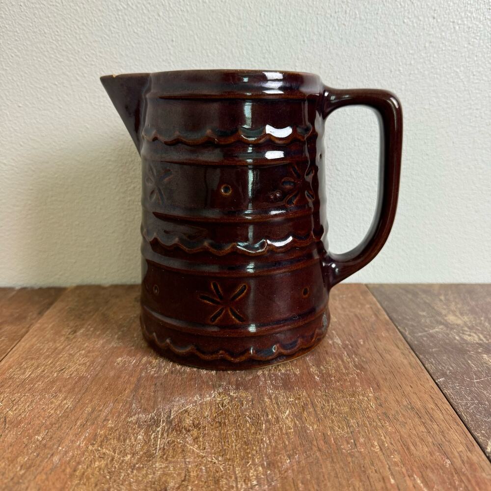 Mar-Crest Oven‎ Proof Stoneware Brown Daisy pattern Serving Pitcher